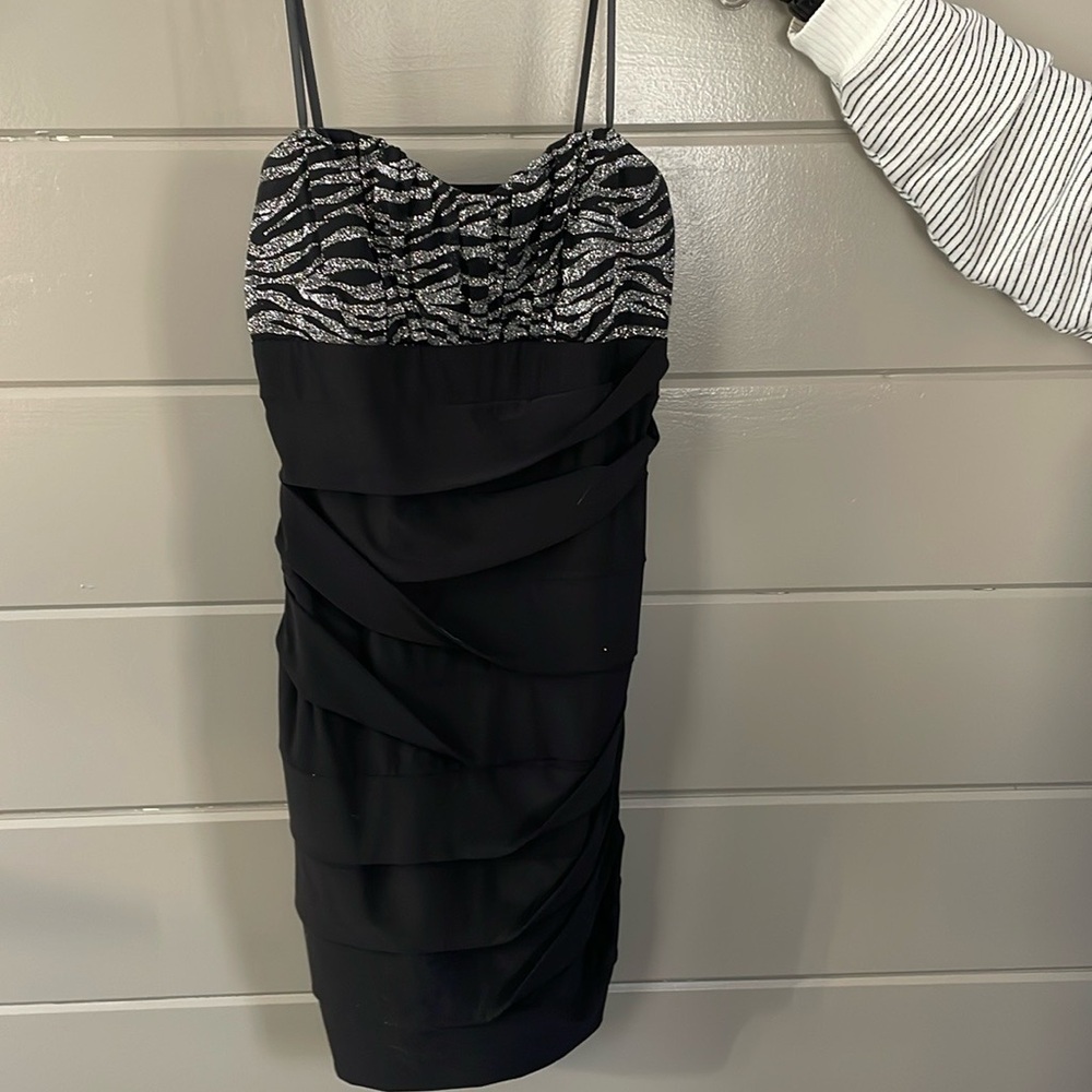 Elegant Black Zebra Print Dress